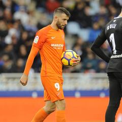 El Leganés sigue a Borja Bastón para reforzar su delantera