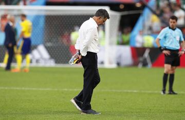 Juan Carlos Osorio reflexiona después del partido.
