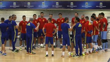 Los jugadores de la selecci&oacute;n espa&ntilde;ola de futsal participan hoy, jueves 8 de septiembre de 2016, en un entrenamiento en el coliseo Tulio Ospina del municipio de Bello (Colombia), previo al inicio del Mundial de F&uacute;tbol Sala Colombia 2016, que se realizar&aacute; en tres ciudades colombianas del 10 de septiembre al 1 de octubre. Espa&ntilde;a esta en el mismo grupo de Ir&aacute;n, Marruecos y Azerbaiy&aacute;n.