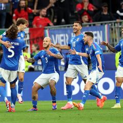 Barella llega a tiempo