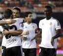 Primera victoria para Gary Neville al frente del Valencia
