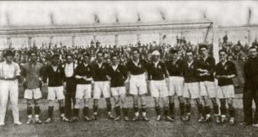 The Spain shirt ahead of a Belgium-Spain game in Antwerp in 1920