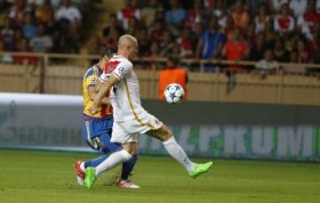 0-1. Negredo marcó el primer tanto.