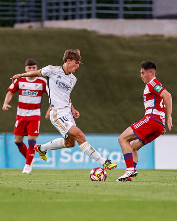 Nico Paz, contra el Granada B.