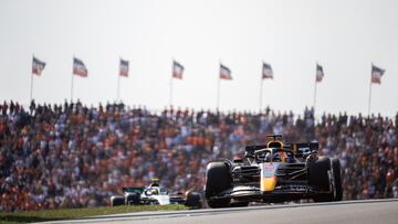 Verstappen tumba a Hamilton en una secuela de Abu Dhabi y arrasa en casa. Russell y Leclerc, podio. Día para olvidar de Sainz por culpa de Ferrari. Alonso, gran sexto.