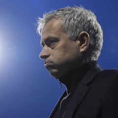 Mourinho busca un 'topo'
