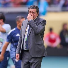 Luis Fernando Tena y Miguel Herrera, dos proyectos al borde de la eliminación rumbo al Mundial 2026