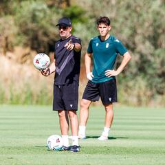 José Juan Romero: “Vamos a Zorrilla a ser el Ceuta; estamos preparados”