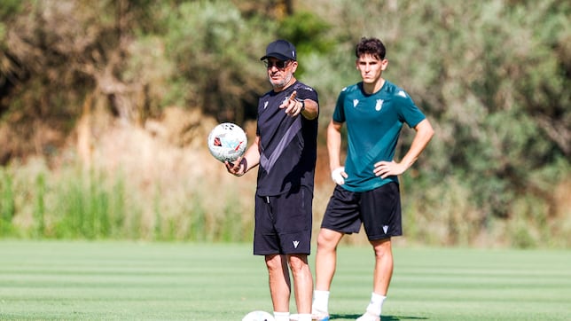 José Juan Romero: “Vamos a Zorrilla a ser el Ceuta; estamos preparados”