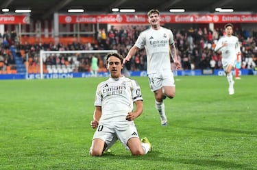 Contra todo y con trabajo