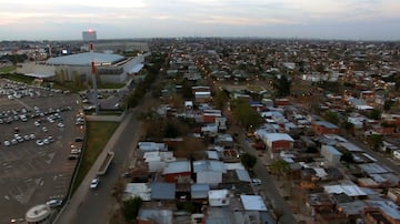 Vista aerea del lugar donde se casarán Lionel Messi y Antonella Roccuzzo. El lugar está localizado junto al barrio de La Granada controlado por hooligans de Newell´s Old Boys y por la banda de narcotráfico de Los Monos.