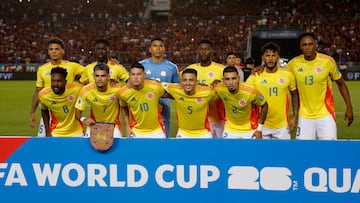Soccer Football - World Cup - CONMEBOL Qualifiers - Venezuela v Colombia - Estadio Monumental de Maturin, Maturin, Venezuela - September 9, 2025 Colombia players pose for a team group photo before the match REUTERS/Leonardo Fernandez Viloria