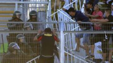 La seguridad no pas&oacute; la prueba en el estadio El&iacute;as Figueroa en el duelo de Wanderers con Colo Colo.