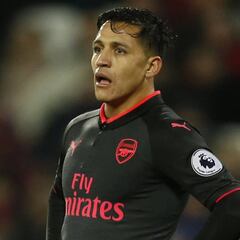 El City confía en que Alexis los espere y rechace al PSG
