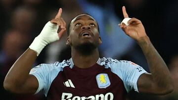 Birmingham (United Kingdom), 02/10/2024.- Jhon Duran of Aston Villa (C) celebrates scoring the 1-0 goal during the UEFA Champions League soccer match between Aston Villa and Bayern Munich in Birmingham, Britain, 02 October 2024. (Liga de Campeones, Reino Unido) EFE/EPA/NEIL HALL