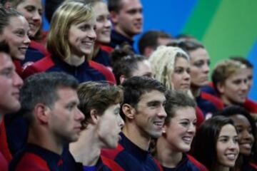 Michael Phelps poses for a photo with members of the United States swim team on Day 8 of the Rio 2016 Olympic Games at the Olympic Aquatics Stadium on August 13, 2016 in Rio de Janeiro, Brazil.  (Photo by Clive Rose/Getty Images)