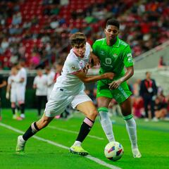 Juanlu aprieta a Mendilibar