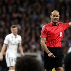 El Betis se queja de Lahoz por su arbitraje ante el Real Madrid