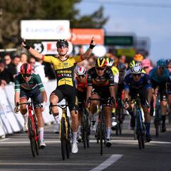 Resumen y resultados de la París-Niza, en directo: etapa 5 | Saint-Symphorien-sur-Coise - Saint-Paul-Trois-Châteaux