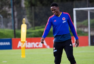 Jefferson Lerma, Yerry Mina y Edwin Cardona trabajaron en la sede deportiva de la Federación Colombiana de Fútbol con Carlos Queiroz y los profesores Hugo Pereira y Océano Cruz en la primera práctica de cara a la Copa América. 