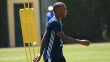 Andrés 'Manga' Escobar está a préstamo en Millonarios. El dueño de sus derechos deportivos es el Dinamo de Kiev de Ucrania