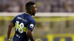 Frank Fabra durante un partido con Boca Juniors ante Temperley por Superliga Argentina.