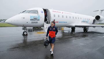 Orellana no está en planes de Valencia y debe buscar equipo