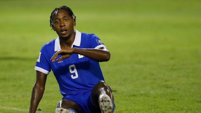 Surinam vence a El Salvador a domicilio y asciende al liderato del ‘Grupo A’