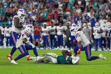 What happens when an NFL player retires under contract? Does he still get paid?