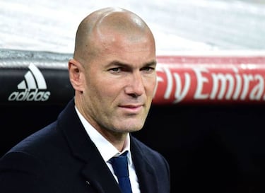 James lidera al Real Madrid en el 'cumpleaños' de Zinedine Zidane