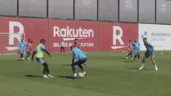 Dembélé dejó plantado al 'panita': Murillo solo vio el caño