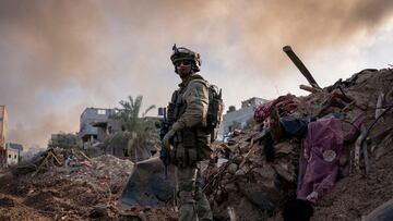 FILE PHOTO: An Israeli soldier operates in the Gaza Strip amid the ongoing conflict between Israel and the Palestinian Islamist group Hamas, in this handout picture released on December 21, 2023. Israel Defense Forces/Handout via REUTERS THIS IMAGE HAS BEEN SUPPLIED BY A THIRD PARTY/File Photo