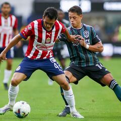 Llega a Guadalajara el representante de Chicharito