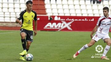 &Aacute;lex Bermejo durante un encuentro con el Tenerife 