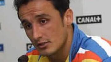 <b>¿SE QUEDARÁ?</B>. Hibic confía en continuar el
año que viene a las órdenes de Aragonés, pero con tanto baile de fichajes, nadie lo tiene claro.