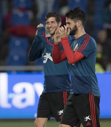 Sergi Roberto e Isco.