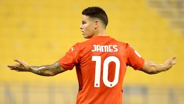 James Rodríguez jugando con Al Rayyan