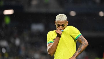 Brazil's forward Richarlison celebrates after scoring a goal during the friendly football match between Brazil and Ghana at the Oceane Stadium in Le Havre, northwestern France on September 23, 2022. (Photo by Damien MEYER / AFP)