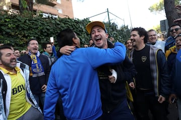 El banderazo de la afición de Boca Juniors en Madrid