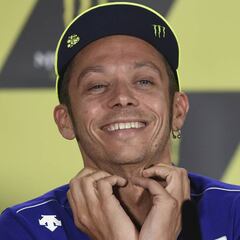 Rossi: "Apreté a Yamaha con el equipo de pruebas en Europa"