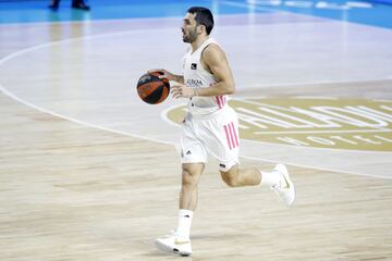 El argentino acab¨® con 20 puntos, 4 asistencias y 5 robos ante el Manresa y se fue ovacionado por sus compa?eros. Se despide a lo grande dejando al Real Madrid invicto.