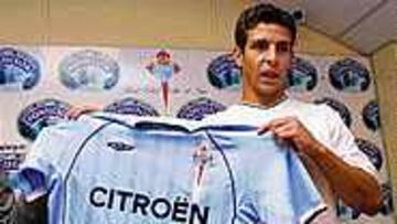 VUELVE. Olaiz, con Yeray, estará el miércoles en A Madroa.