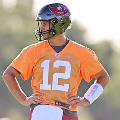 Why is Tom Brady taking a leave of absence and when is he returning?