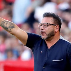 ‘Turco’ Mohamed alza la mano para dirigir al ‘Tri’