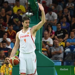 España consigue el bronce de forma agónica (89-88)