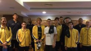 Seguros en el hotel. Los jugadores del Gran Canaria posan relajados para AS en el hotel de Izmir donde se alojan.