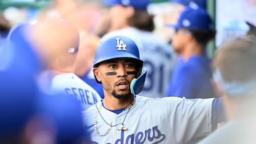 Dave Roberts, manager del equipo angelino, dio a conocer la gravedad del problema físico que aqueja a su parador en corto, esto tras salir del campo en el duelo ante Washington