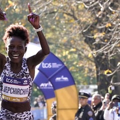 Jepchirchir hace lo nunca visto en la Maratón de Nueva York