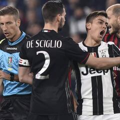 Un polémico penalti en el 95' desató la rabia del Milan