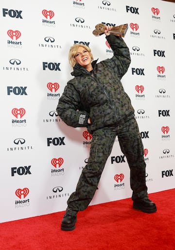 Jax durante la alfombra roja de los iHeartRadio Music Awards 2023.